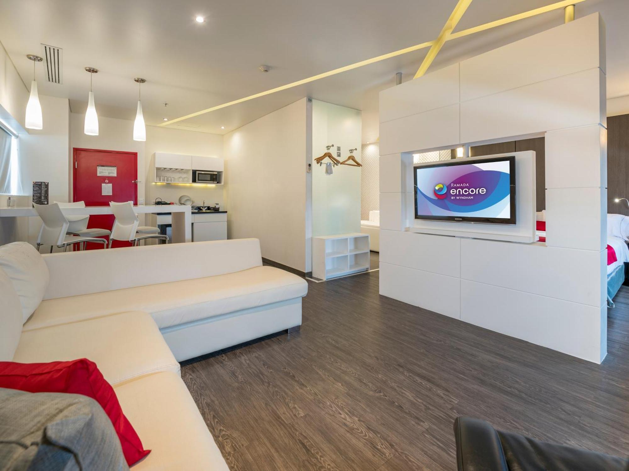 Ramada Encore By Wyndham Puebla Eksteriør bilde